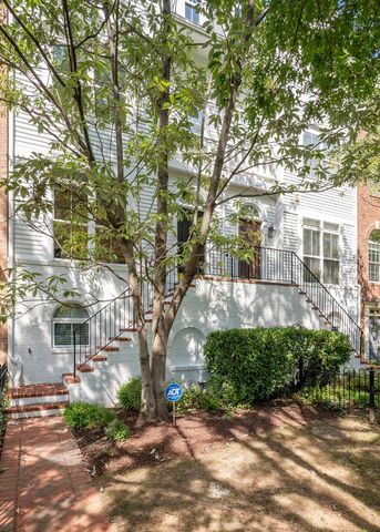 715 G Street SW, Washington, DC 20024
