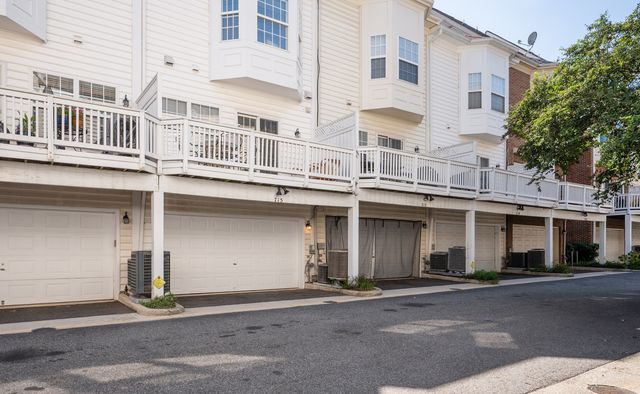 715 G Street SW, Washington, DC 20024