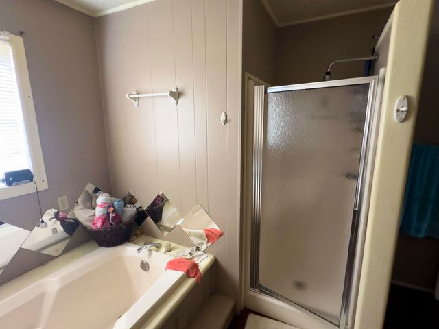 215 Cleveland, Winfield, TX 75493