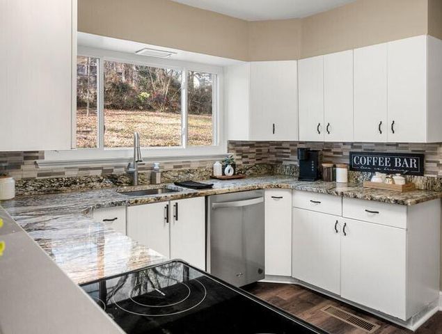 321 Hillcrest Avenue, Chattanooga, TN 37411