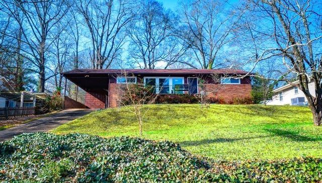 321 Hillcrest Avenue, Chattanooga, TN 37411