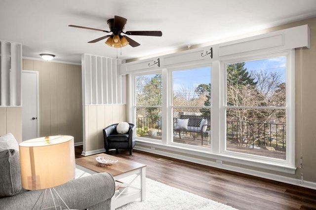 321 Hillcrest Avenue, Chattanooga, TN 37411