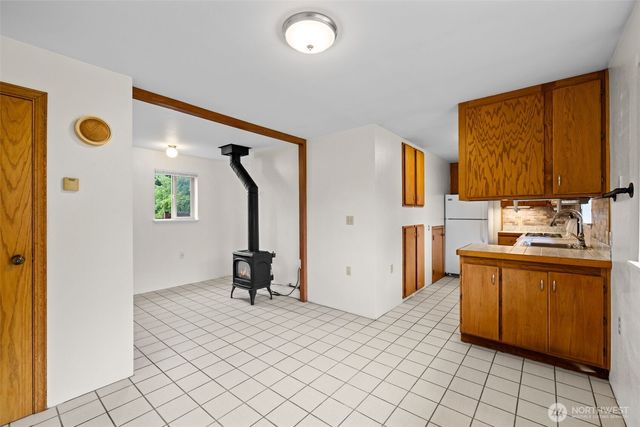 5246 Yearley Drive NE, Olympia, WA 98516