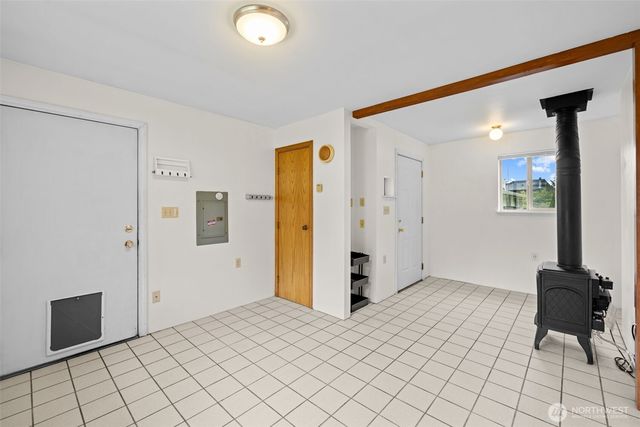 5246 Yearley Drive NE, Olympia, WA 98516