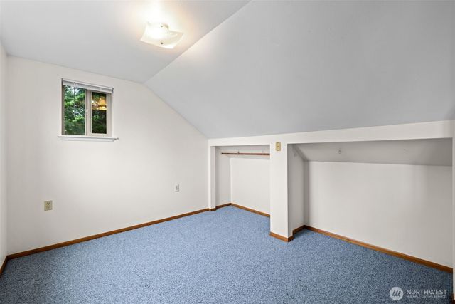 5246 Yearley Drive NE, Olympia, WA 98516