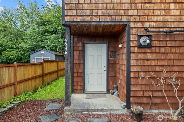 5246 Yearley Drive NE, Olympia, WA 98516