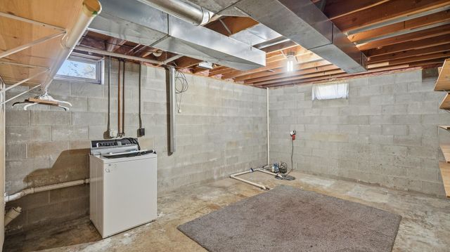 309 E Iowa Street, Elmore, MN 56027