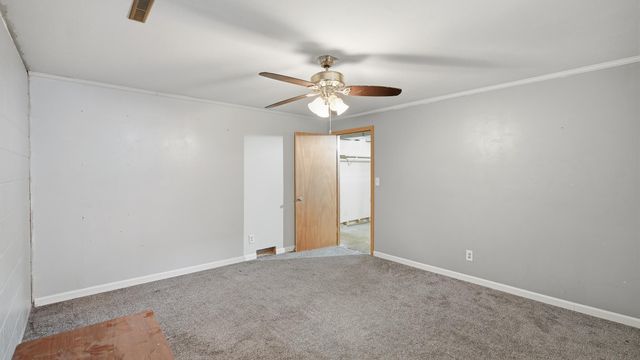 309 E Iowa Street, Elmore, MN 56027