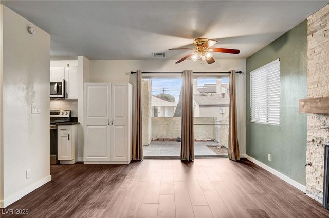 5023 Spencer Street B, Las Vegas, NV 89119