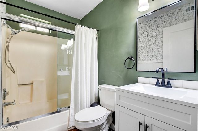 5023 Spencer Street B, Las Vegas, NV 89119