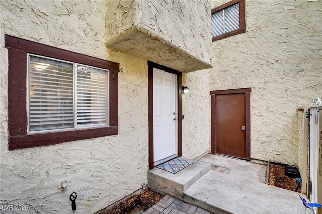 5023 Spencer Street B, Las Vegas, NV 89119