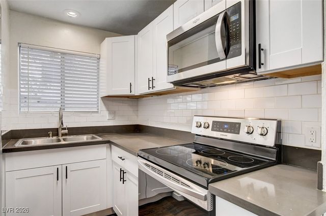 5023 Spencer Street B, Las Vegas, NV 89119