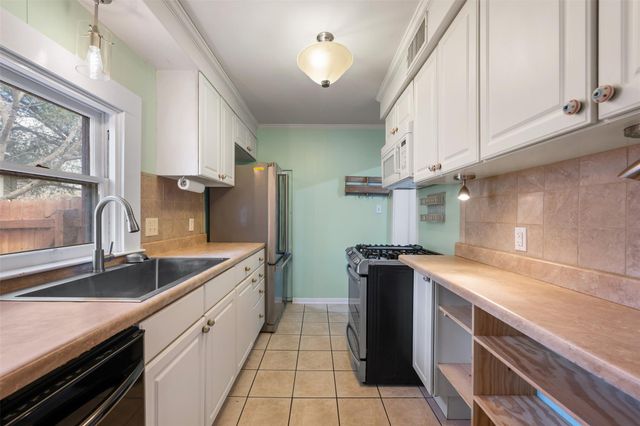 1218 S Myrtle ST, Georgetown, TX 78626