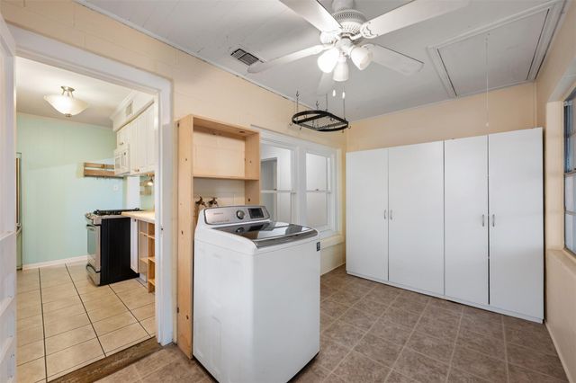 1218 S Myrtle ST, Georgetown, TX 78626