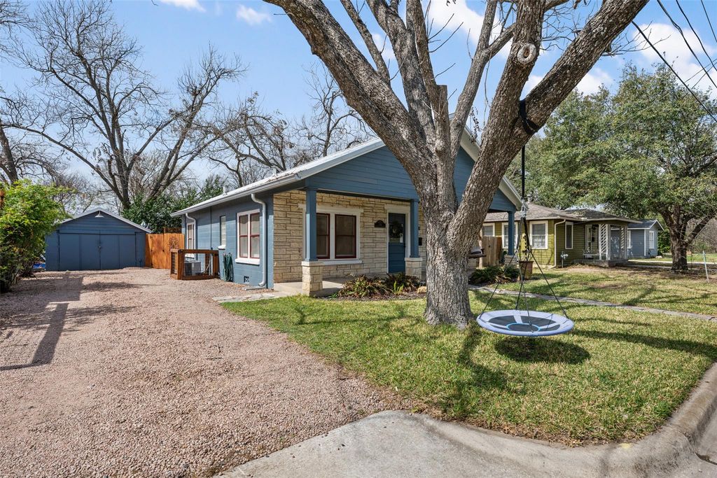 1218 S Myrtle ST, Georgetown, TX 78626
