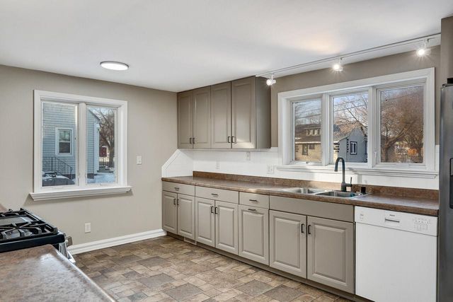 1231 Liberty STREET, La Crosse, WI 54603