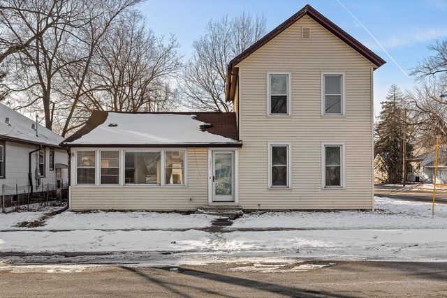 1231 Liberty STREET, La Crosse, WI 54603