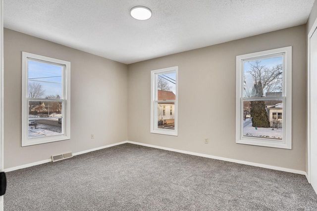 1231 Liberty STREET, La Crosse, WI 54603