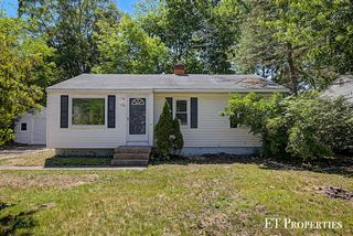 3739 Grape Avenue, Grand Rapids, MI 49525