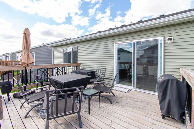 6608 27th Street S, Fargo, ND 58104