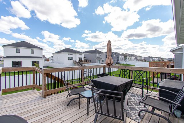 6608 27th Street S, Fargo, ND 58104