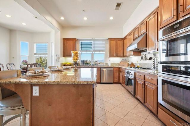 27051 Toyon Ridge Trail, Valley Center, CA 92082