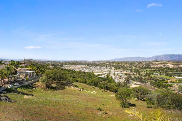27051 Toyon Ridge Trail, Valley Center, CA 92082