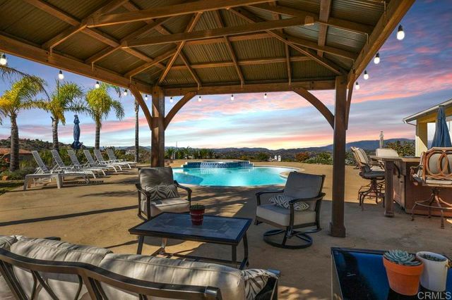 27051 Toyon Ridge Trail, Valley Center, CA 92082