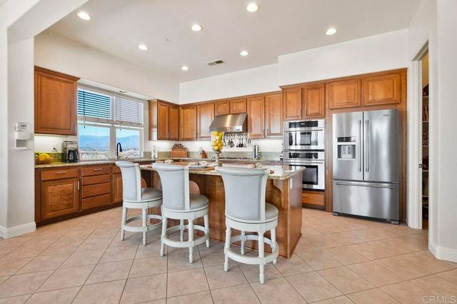 27051 Toyon Ridge Trail, Valley Center, CA 92082