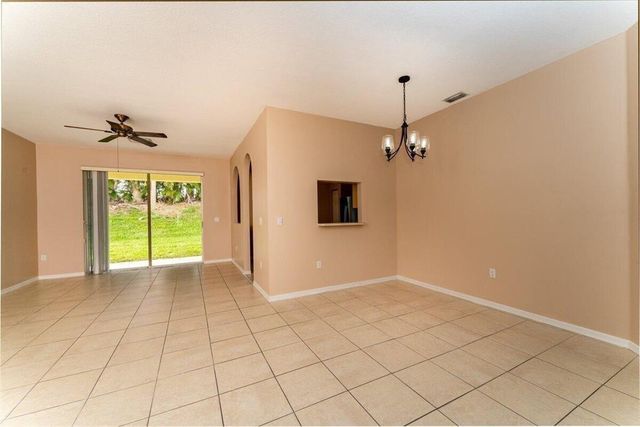 806 SW Rocky Bayou Terrace, Port St. Lucie, Port St Lucie, FL 34986