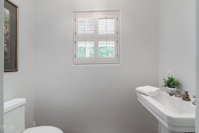 2051 Mendocino Lane, Altadena, CA 91001