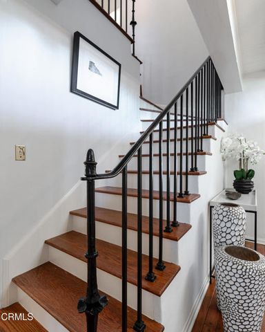 2051 Mendocino Lane, Altadena, CA 91001