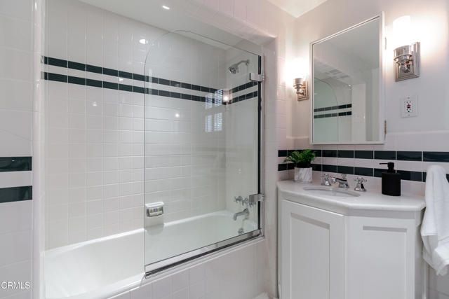 2051 Mendocino Lane, Altadena, CA 91001