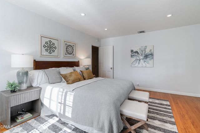 2051 Mendocino Lane, Altadena, CA 91001