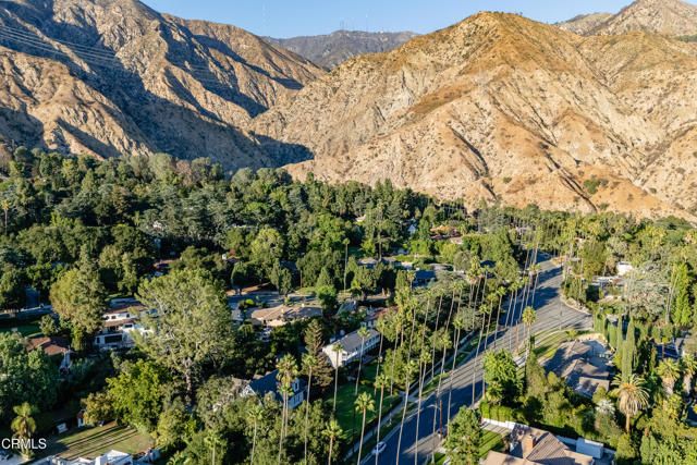 2051 Mendocino Lane, Altadena, CA 91001