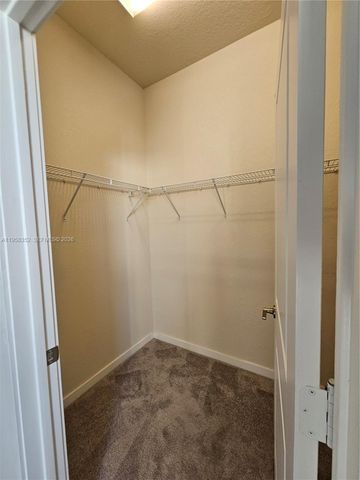 10824 SW 232nd Ter ., Homestead, FL 33032