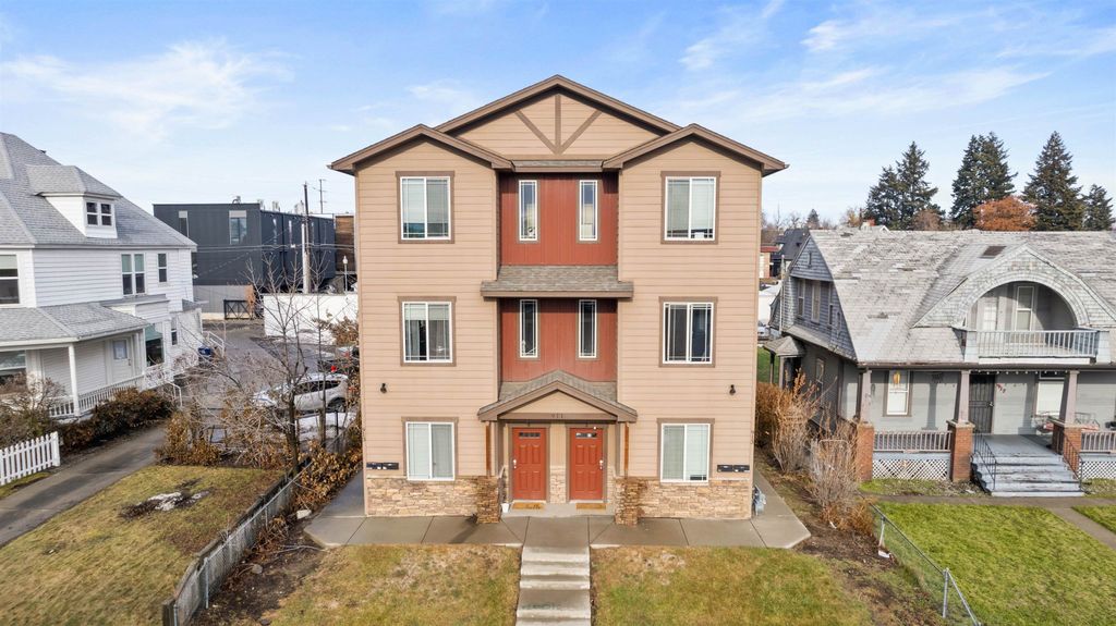 911/913 E Nora Ave, Spokane, WA 99207