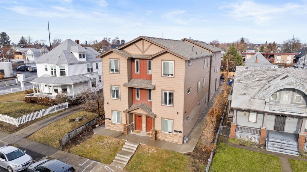 911/913 E Nora Ave, Spokane, WA 99207 photo 2