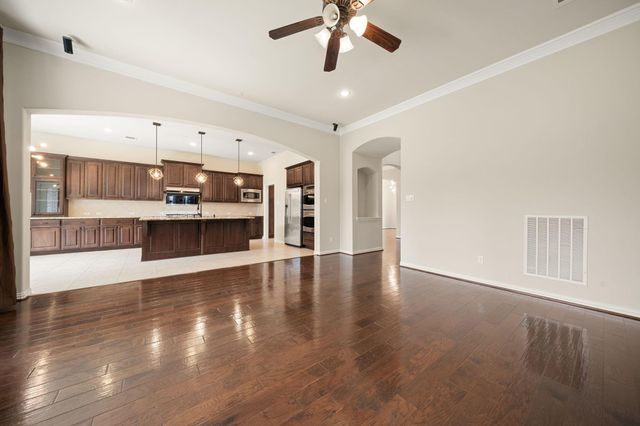 511 Somerset Drive, Sugar Land, TX 77479