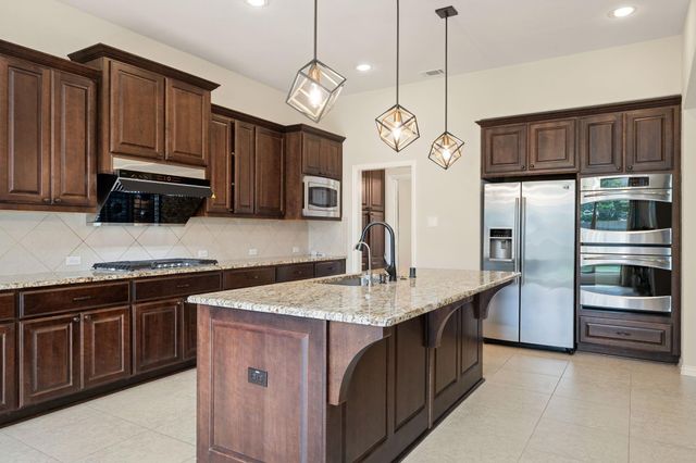 511 Somerset Drive, Sugar Land, TX 77479