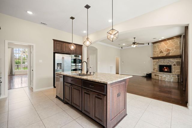 511 Somerset Drive, Sugar Land, TX 77479