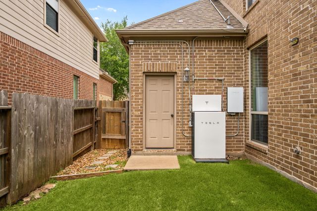 511 Somerset Drive, Sugar Land, TX 77479