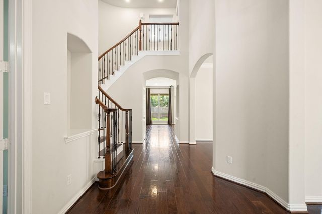 511 Somerset Drive, Sugar Land, TX 77479