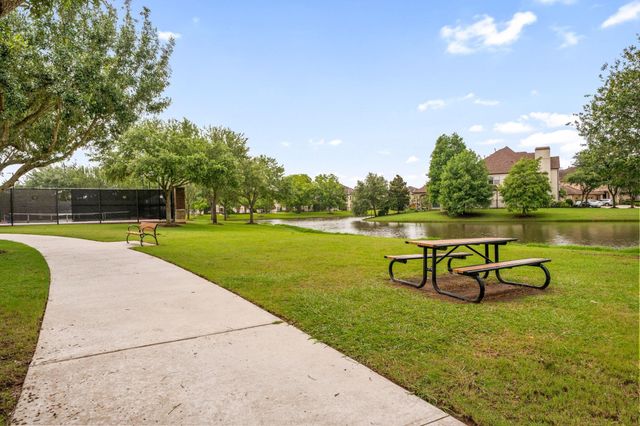 511 Somerset Drive, Sugar Land, TX 77479