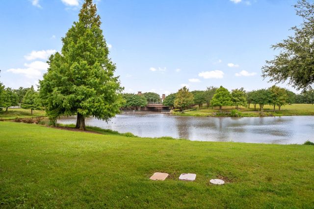 511 Somerset Drive, Sugar Land, TX 77479