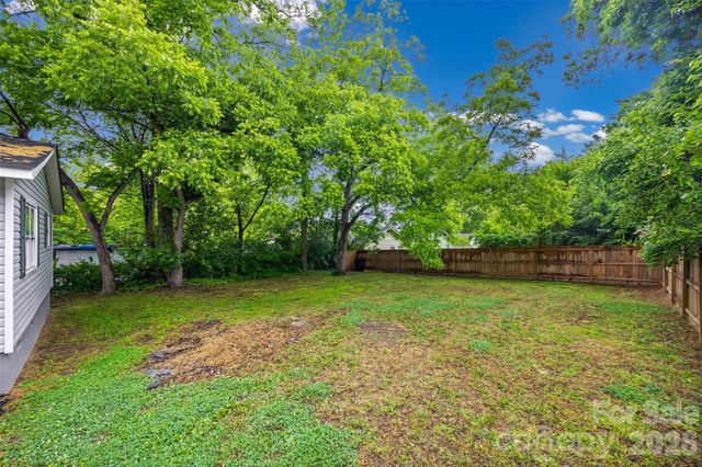 327 E Morrow Avenue, Monroe, NC 28112