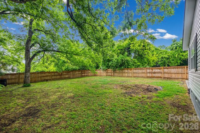 327 E Morrow Avenue, Monroe, NC 28112