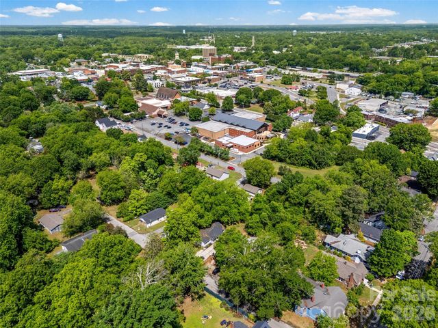 327 E Morrow Avenue, Monroe, NC 28112
