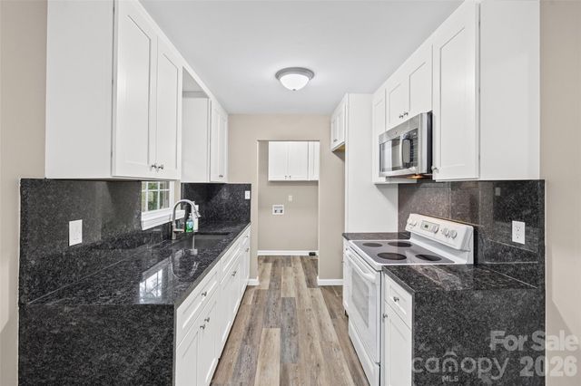 327 E Morrow Avenue, Monroe, NC 28112