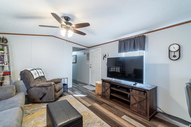 215 Lane 101A Hamilton Lk Lot 47, Hamilton, IN 46742